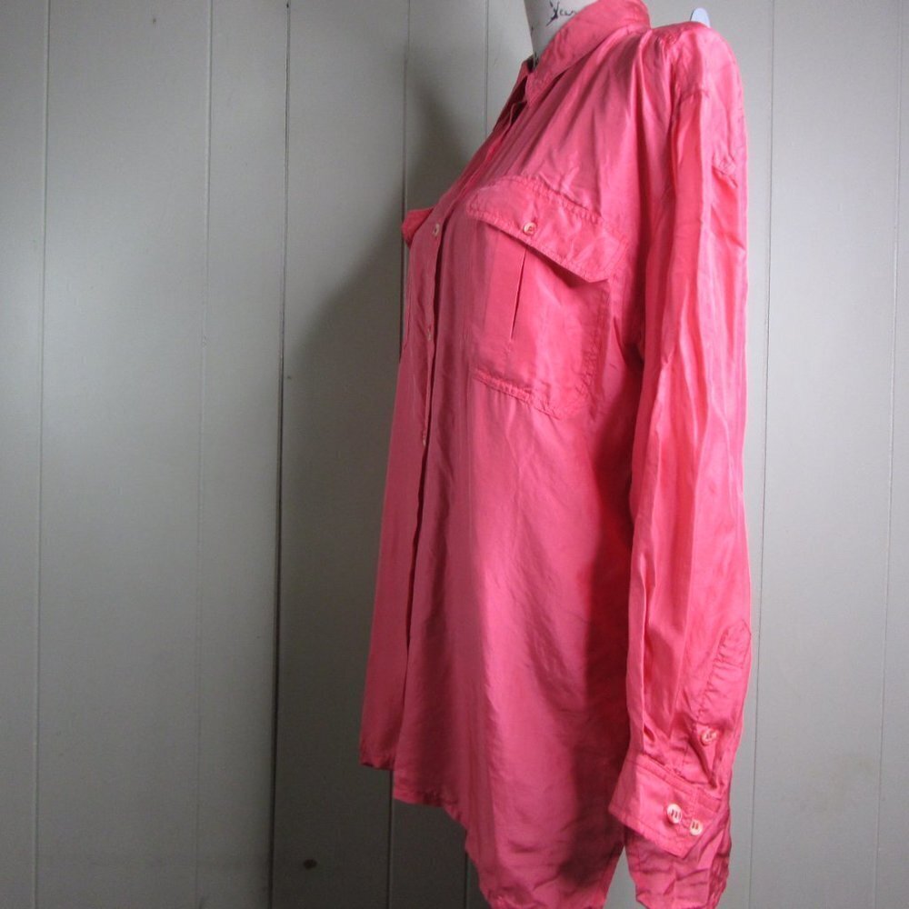 Kate Howard Blouse Shirt M Button Up Coral Silk - Picture 13 of 14